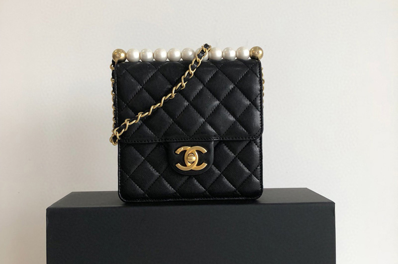 CC AS0584 Flap Bag in Black Goatskin and Imitation Pearls and Gold-Tone Metal