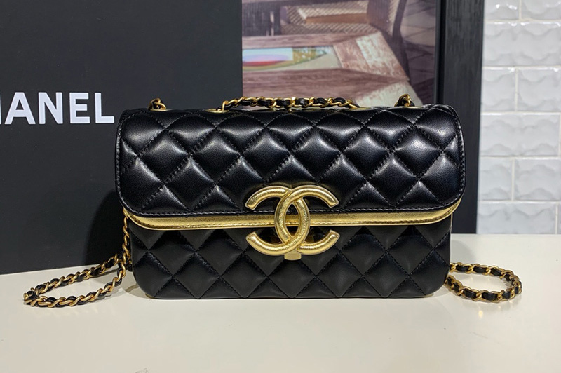 CC 2.15 Flap Bags with Gold Chain in Black/Gold Calfskin Leather