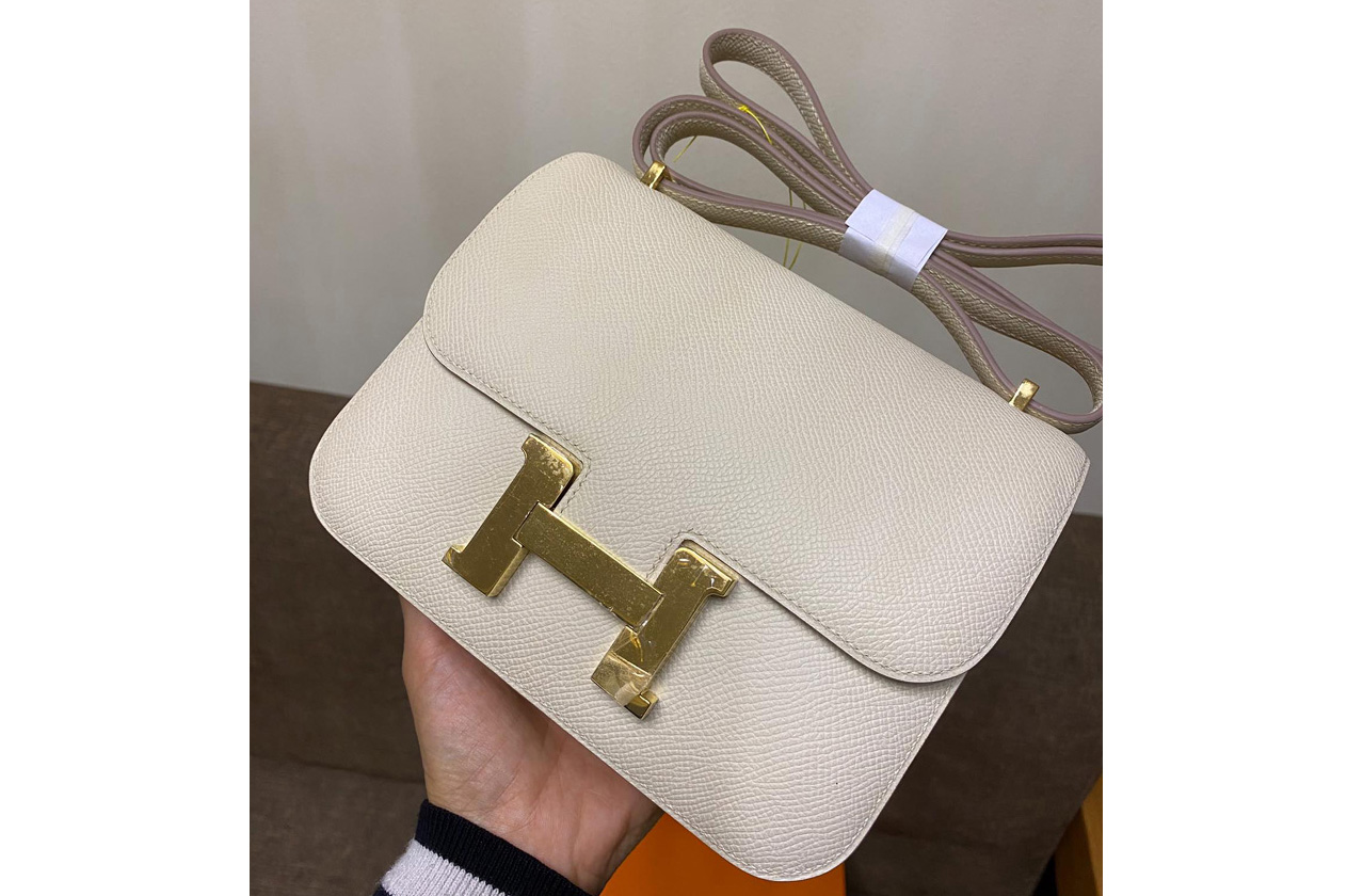 Hermes constance 19 Bag in White Epsom Leather with Gold Buckle