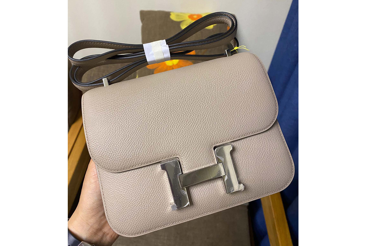 Hermes constance 19 Bag in Gray Epsom Leather with Silver Buckle