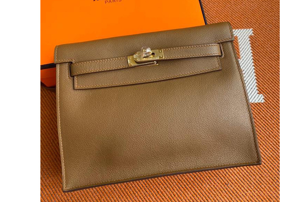 Hermes Kelly Danse 22cm Bag in Brown Evercolor Leather with Gold Buckle