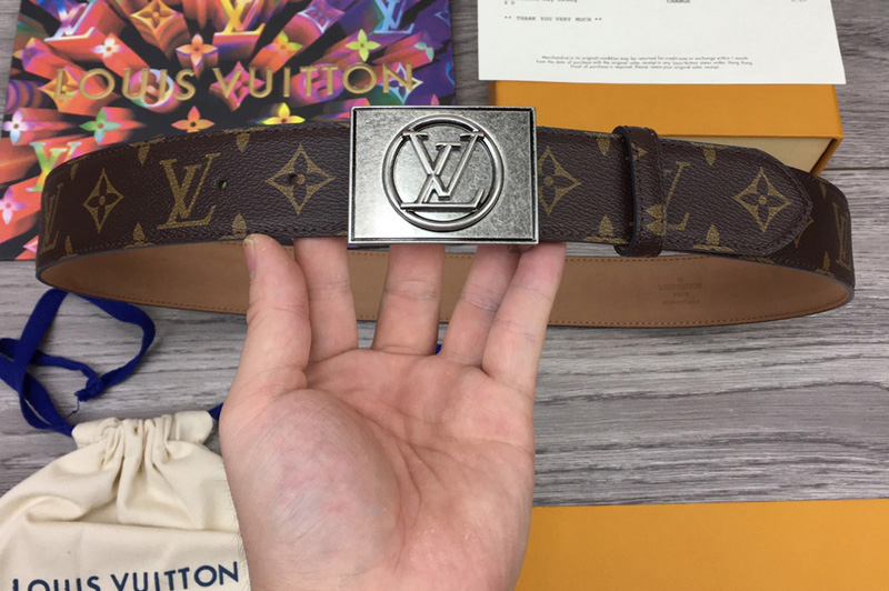 Louis Vuitton M0024Q Adventurer 40mm belt in Monogram Canvas With Silver/Gold Buckle