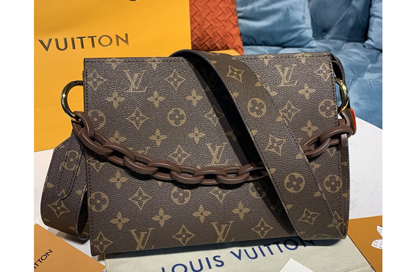 Louis Vuitton M47542 LV toiletry pouch 26 with Chain in Monogram canvas