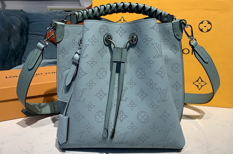 Louis Vuitton M55906 LV Muria bucket bag in Green Mahina Calf leather