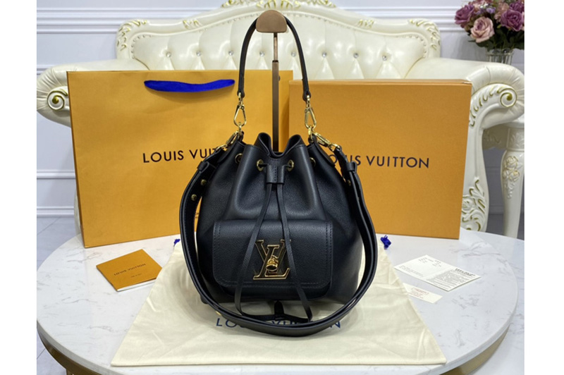Louis Vuitton M57687 LV Lockme Bucket bag in Black Grained calf leather