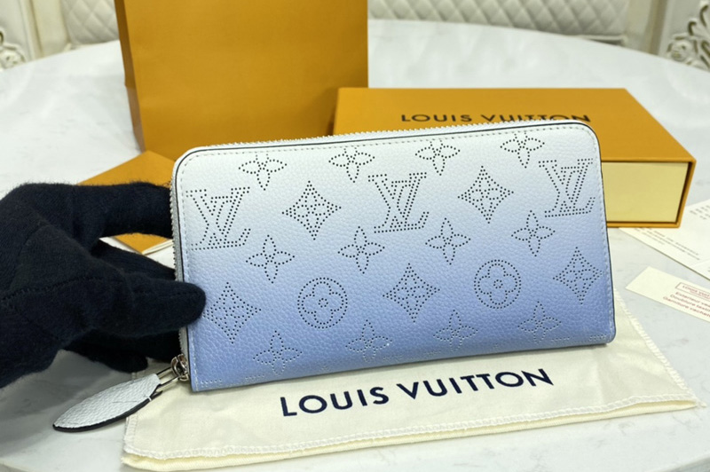Louis Vuitton M80494 LV Zippy wallet in Blue Mahina calf leather