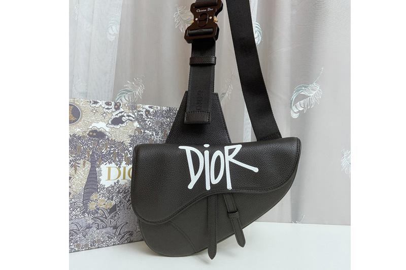 Christian Dior 1ADPO093 Dior Saddle bag in Black Calfskin Leather
