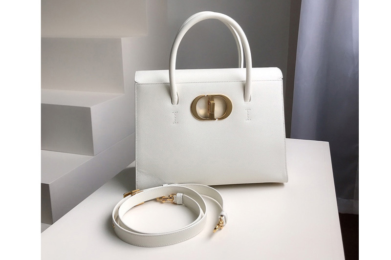 Christian Dior M9306 Dior Large St Honoré tote bag in White Grained Calfskin