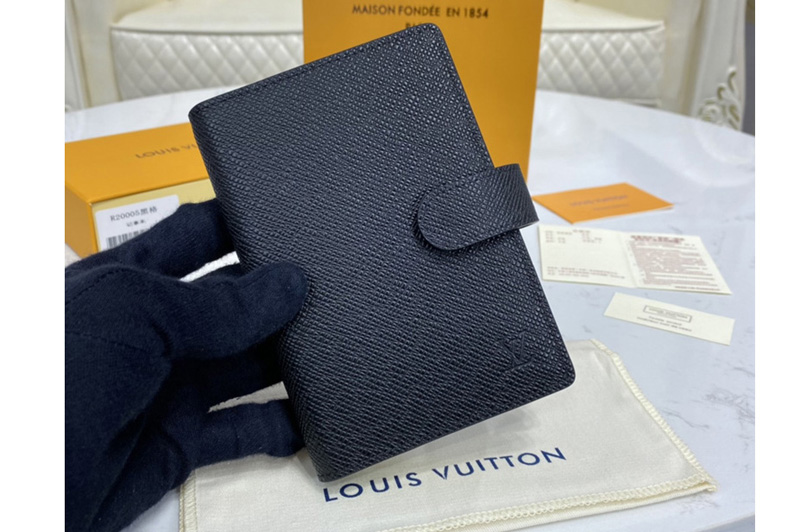 Louis Vuitton R20426 LV Small Ring Agenda Cover in Taiga leather