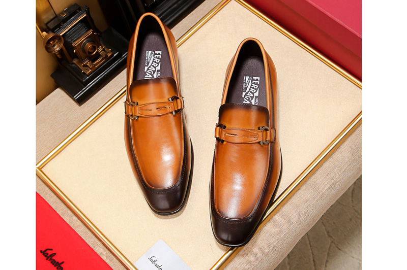 Men's Ferragamo Gancini Moccasin Shoe In Tan Calfskin Leather