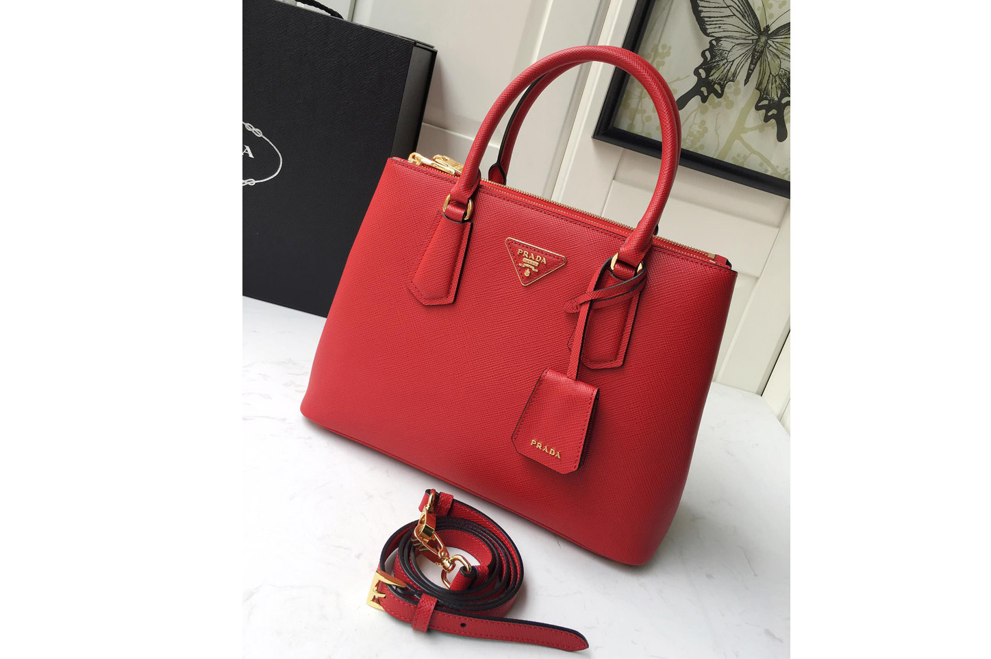 Prada 1BA232 Medium Prada Galleria Saffiano leather bag in Red Saffiano leather