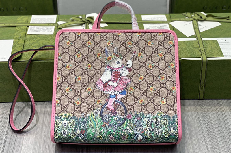 Gucci 630542 Children's Yuko Higuchi tote bag in Beige and ebony GG Supreme canvas with rabbit print