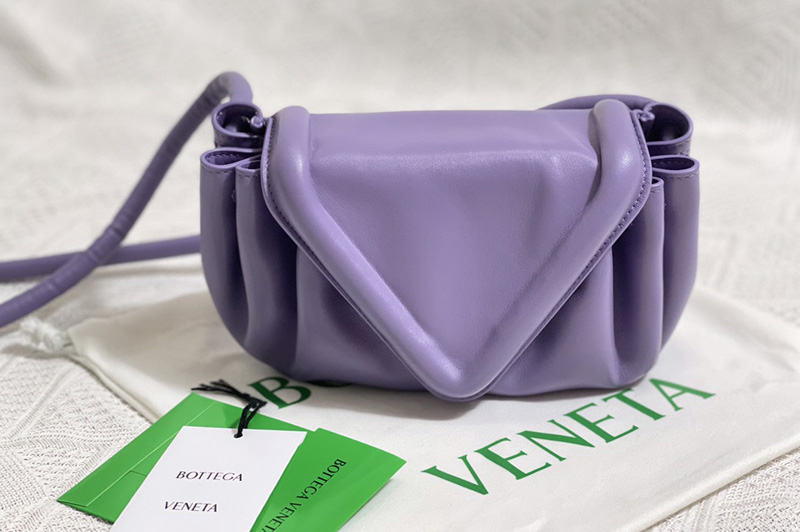 Bottega Veneta 658521 Leather cross-body bag in Purple Leather