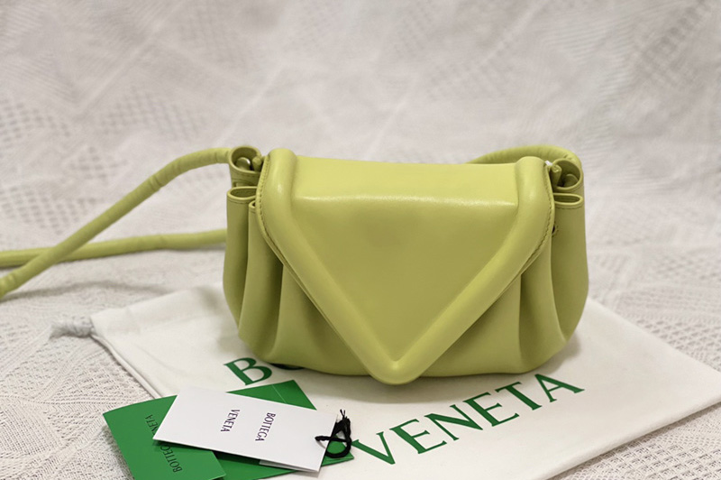 Bottega Veneta 658521 Leather cross-body bag in Yellow Leather