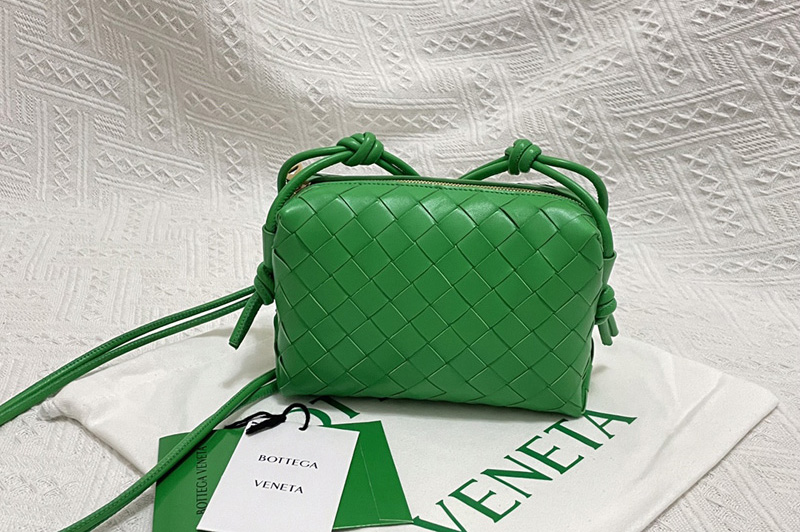 Bottega Veneta 666683 Loop cross-body mini bag in Green Intrecciato leather