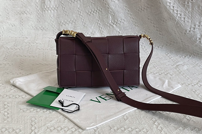 Bottega Veneta 666870 Cassette cross-body bag in Penny Intreccio leather