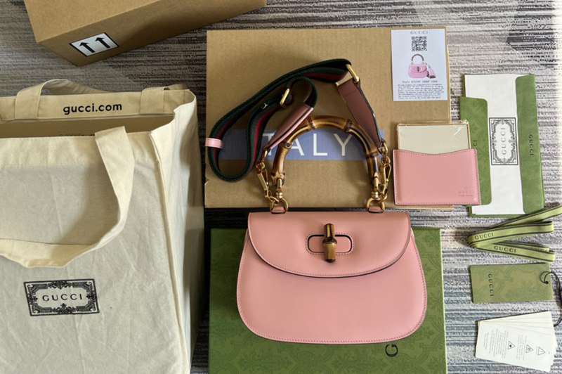 Gucci ‎675797 Small top handle bag with Bamboo in Pink leather