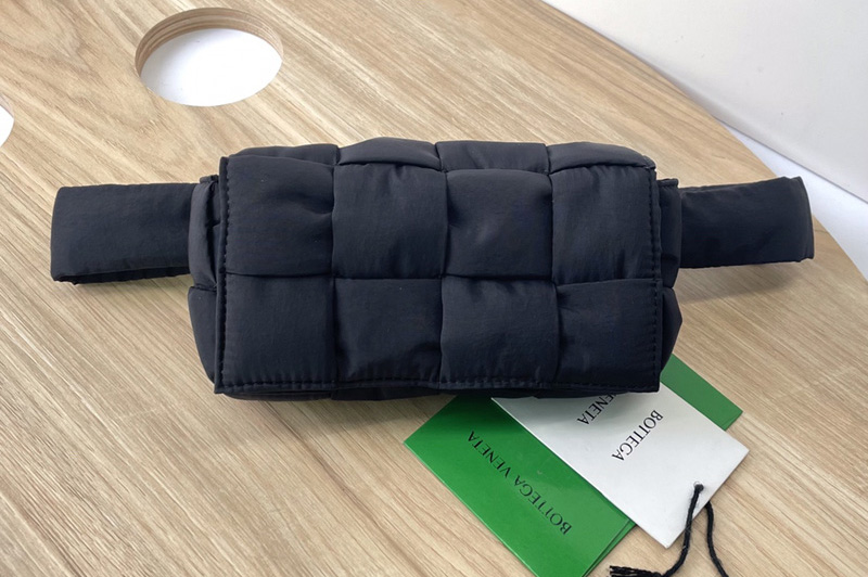 Bottega Veneta 679763 Mini padded intreccio nylon belt bag in Black nylon
