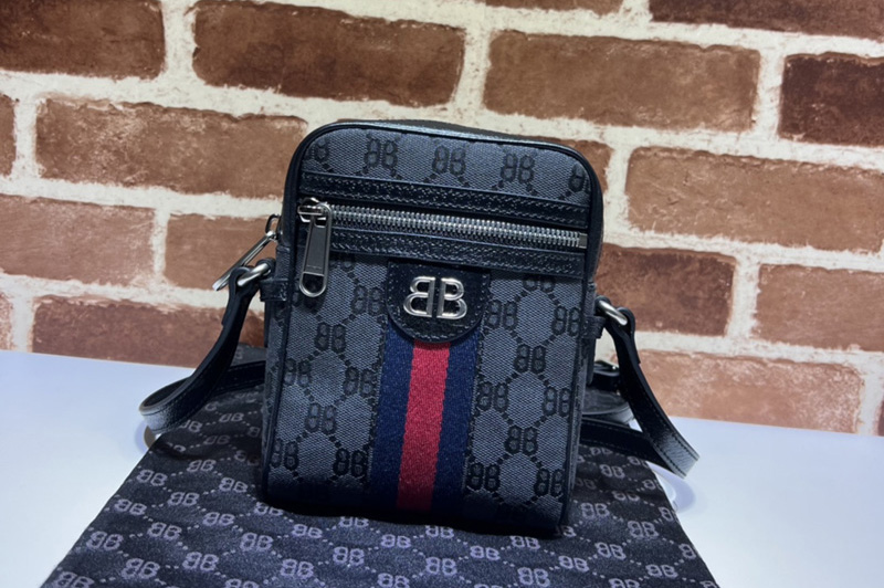 Gucci x Balenciaga 680129 Men's Hacker Shoulder Zip Bag in black and dark grey canvas jacquard