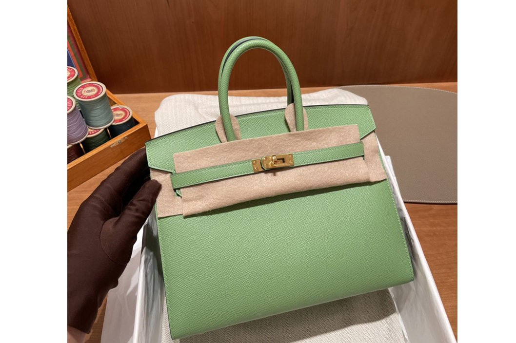 Hermes Birkin 25 bag in Green Epsom Leather With Gold Buckle