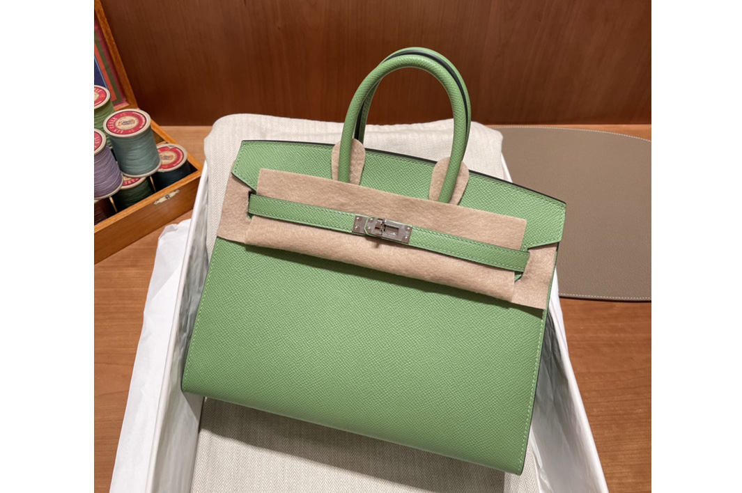 Hermes Birkin 25 bag in Green Epsom Leather With Silver Buckle