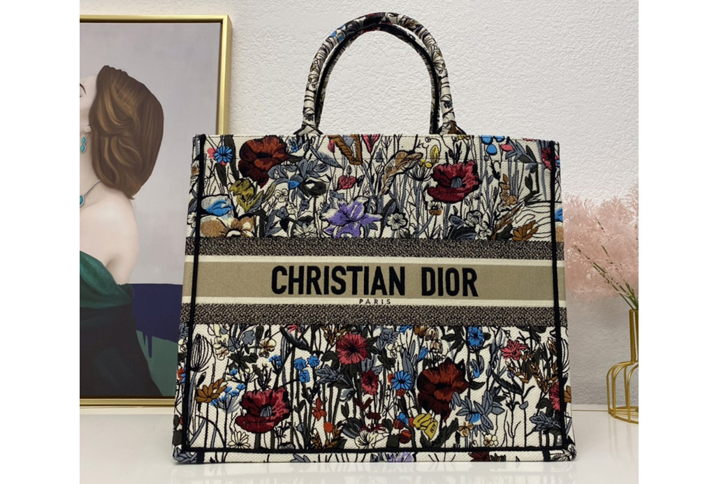 Christian Dior M1286 Dior book tote Bag in Multicolor Dior Flowers Embroidery