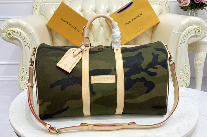Louis Vuitton X Supreme M43466 LV Keepall 45 Bandouliere Bag in Monogram Camouflage