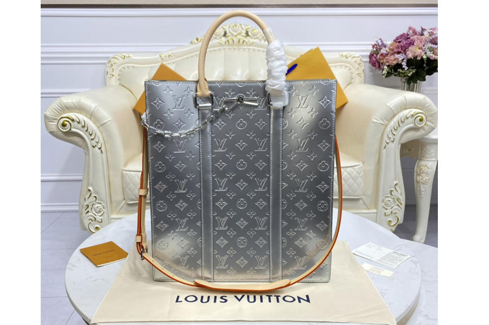 Louis Vuitton M45884 LV Sac Plat bag in Monogram Mirror coated canvas