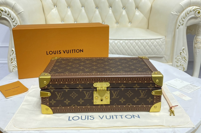Louis Vuitton M20039 LV 8 watch case in Monogram canvas With Blue