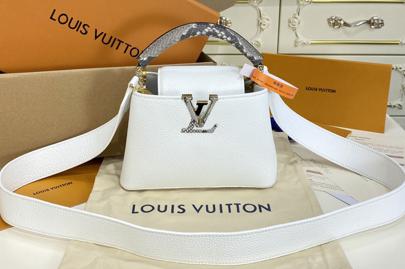 Louis Vuitton N98477 LV Capucines Mini handbag in White Taurillon leather