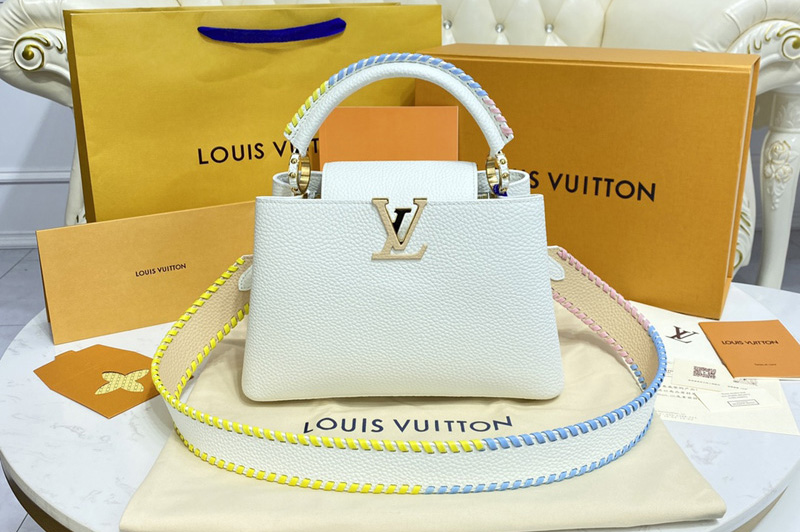 Louis Vuitton M57672 LV Capucines MM handbag in White Taurillon leather