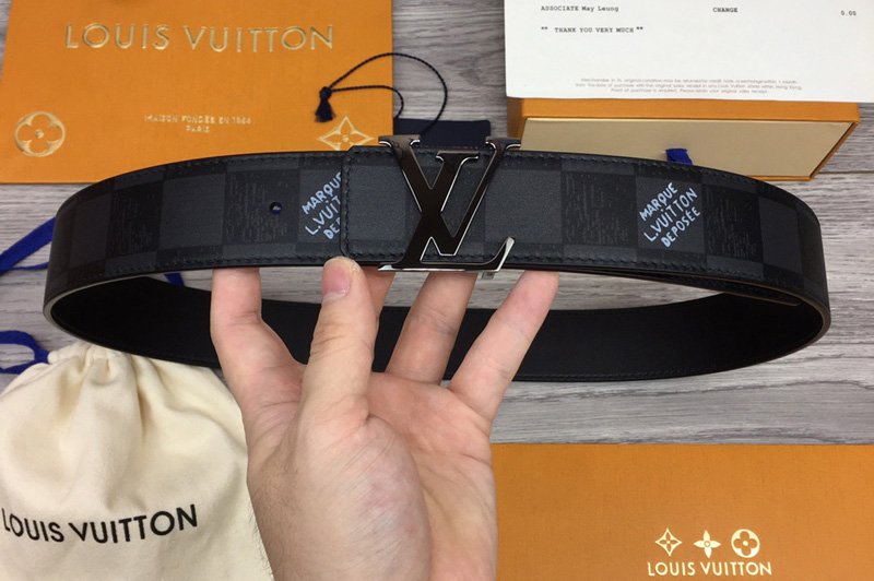 Louis Vuitton MP314T LV LV Initials 40mm reversible belt in Damier Graphite With Black Buckle