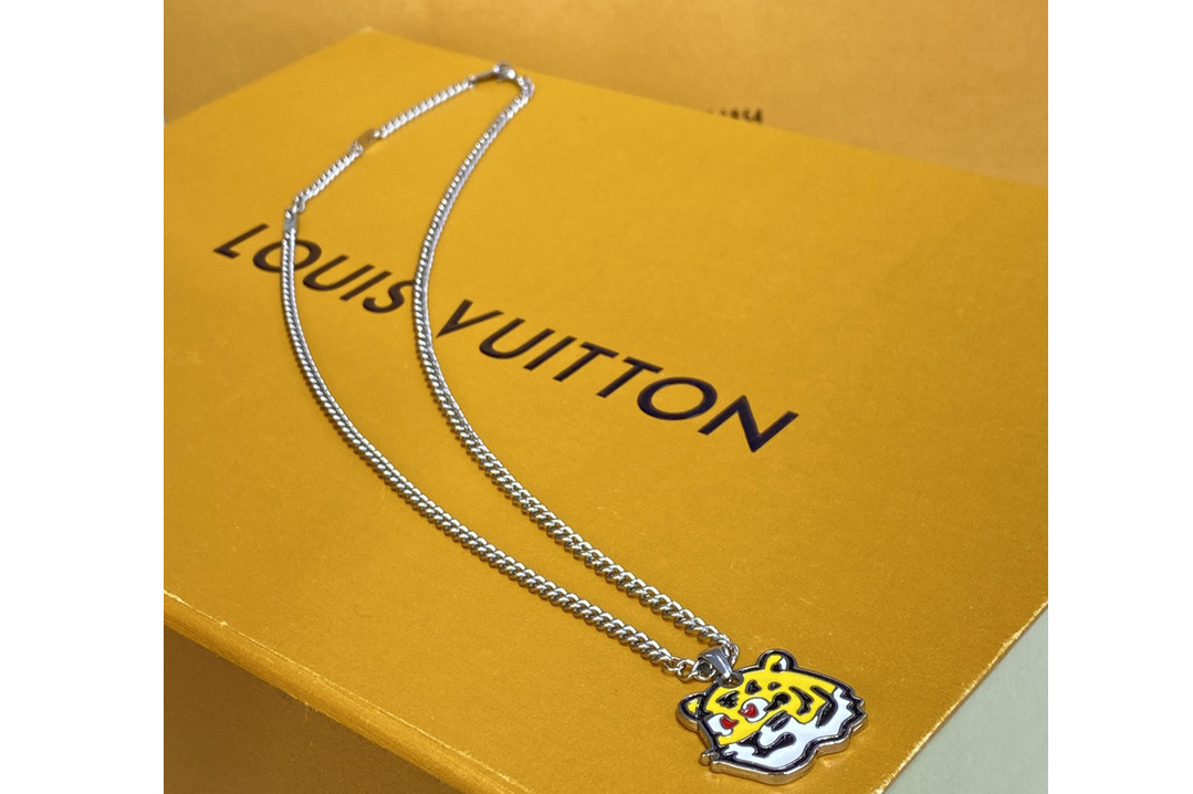 Louis Vuitton MP3231 LV Tiger pendant necklace