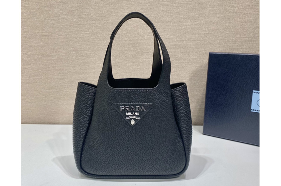 Prada 1BA349 Leather handbag in Black Leather