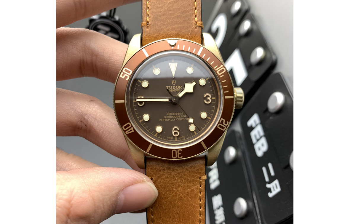 Tudor Tudor Heritage Black Bay Bronzo ZF Best Edition on ASSO Brown Leather A2824