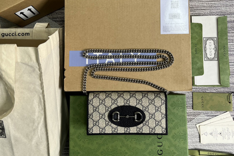Gucci 621892 Gucci Horsebit 1955 wallet with chain in Beige and blue GG Supreme canvas