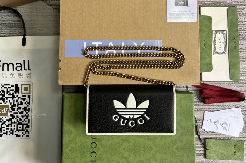 adidas x Gucci 621892 wallet with chain in Black and white leather