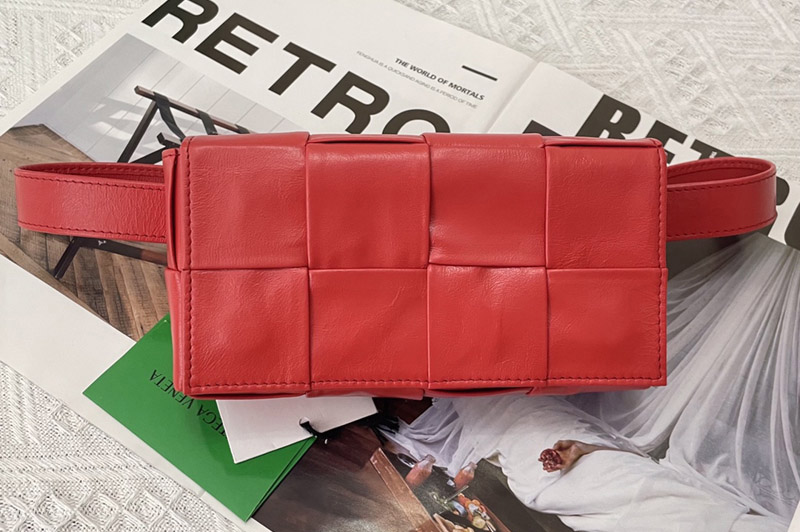 Bottega Veneta 651053 Mini Cassette Belt bag in Red Intrecciato Paper Calf leather
