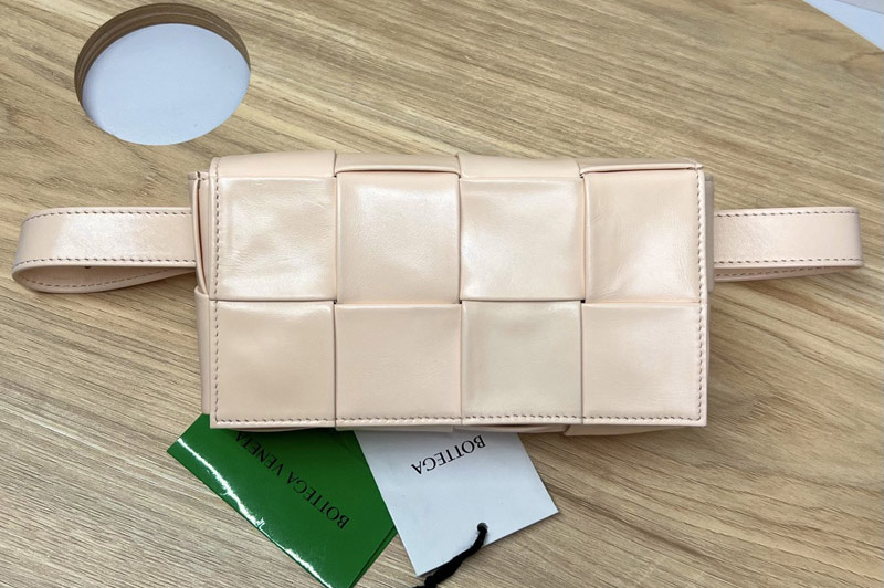 Bottega Veneta 651053 Mini Cassette Belt bag in Pink Intrecciato Paper Calf leather