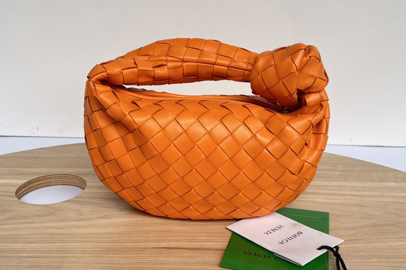 Bottega Veneta 651876 Mini Jodie boho bag in Orange Intrecciato Nappa leather