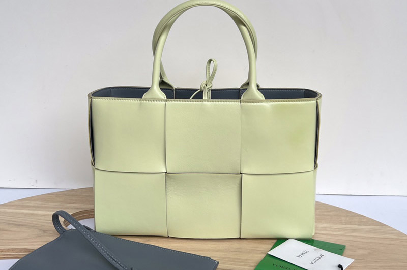 Bottega Veneta 652867 Arco Mini tote bag in Yellow maxi Intrecciato Nappa leather
