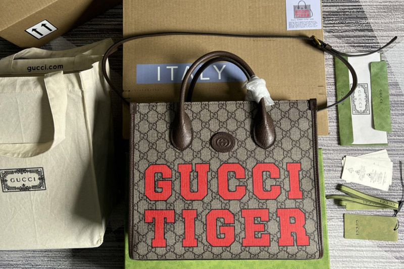 Gucci ‎659983 Gucci Tiger GG small tote bag in Beige and ebony GG Supreme canvas