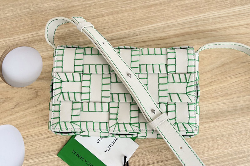 Bottega Veneta 691400 Cassette Intreccio leather cross-body bag in White/Green Leather