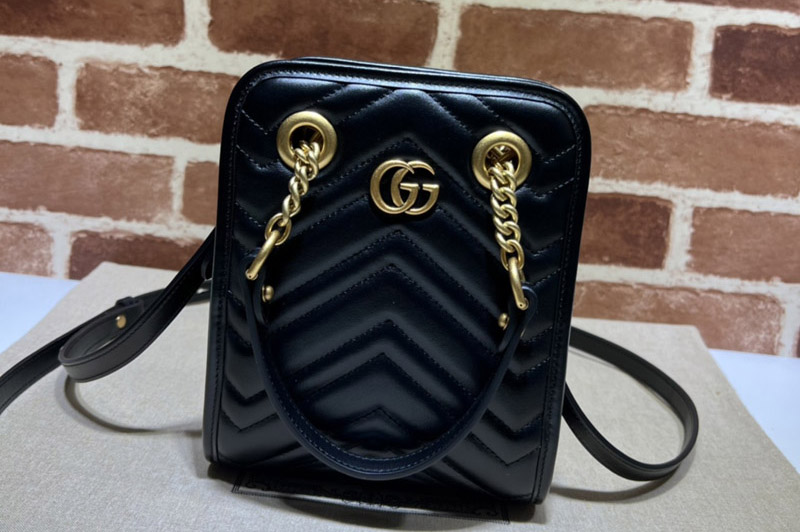 Gucci 696123 GG Marmont matelassé mini bag in Black matelasse chevron leather