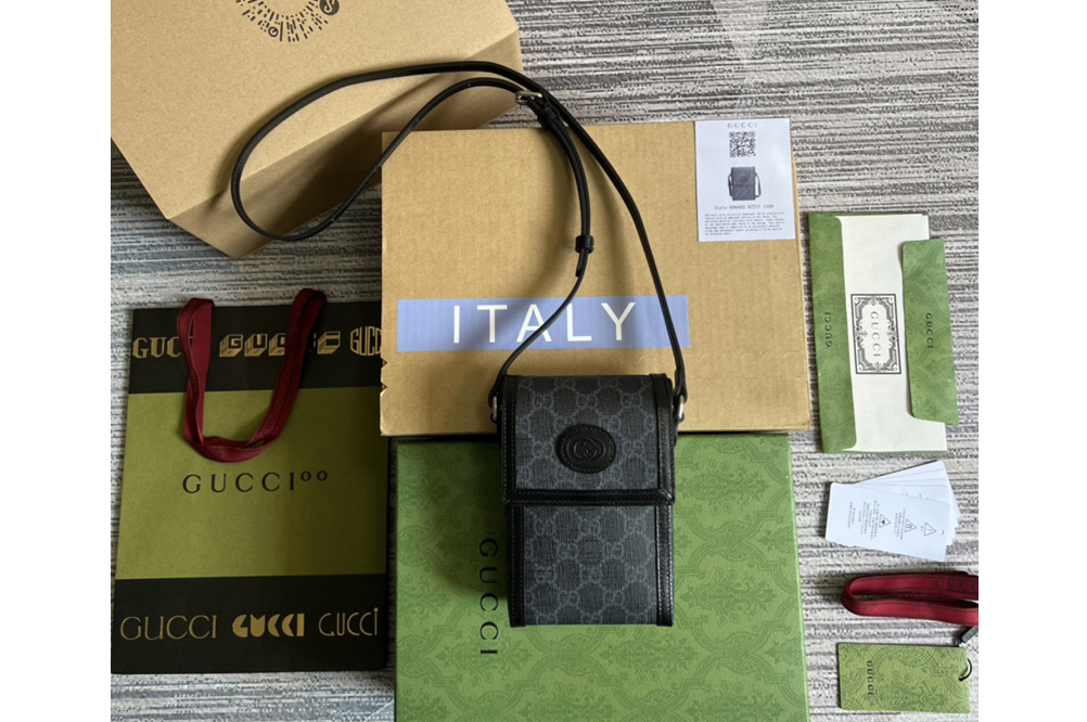 Gucci 699402 Mini bag with Interlocking G in Black GG Supreme canvas