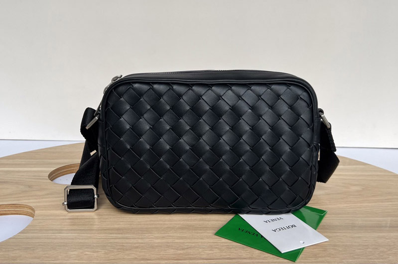 Bottega Veneta 710048 Classic Intrecciato leather cross-body bag in Black Intrecciato leather