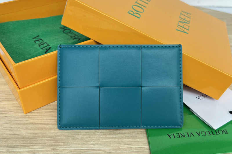 Bottega Veneta 651401 Credit Card Case in Blue Intrecciato leather