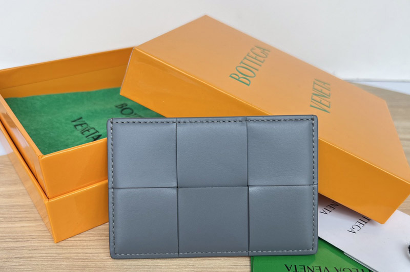 Bottega Veneta 651401 Credit Card Case in Light Gray Intrecciato leather