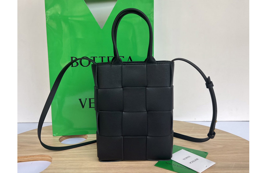 Bottega Veneta 709341 Mini Cassette Tote Bag in Black intreccio leather