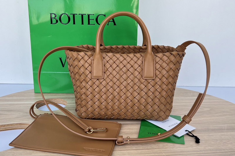 Bottega Veneta 709464 Mini Cabat tote bag in Caramel intreccio leather